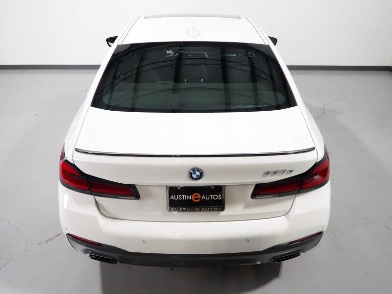 2023 BMW 5 Series 530e Plug-In Hybrid *M SPORT, NAVIGATION, LIVE COCKPIT PRO, SAFETY ALERTS, BACKUP-CAMERA, COLOR TOUCHSCREEN, MOONROOF, HEATED SEATS, COMFORT ACCESS, FULL LED HEADLIGHTS, ANDROID & APPLE, WIRELESS CHARGING Round Rock TX