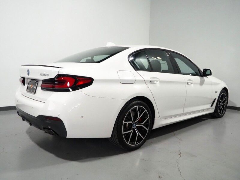2023 BMW 5 Series 530e Plug-In Hybrid *M SPORT, NAVIGATION, LIVE COCKPIT PRO, SAFETY ALERTS, BACKUP-CAMERA, COLOR TOUCHSCREEN, MOONROOF, HEATED SEATS, COMFORT ACCESS, FULL LED HEADLIGHTS, ANDROID & APPLE, WIRELESS CHARGING Round Rock TX