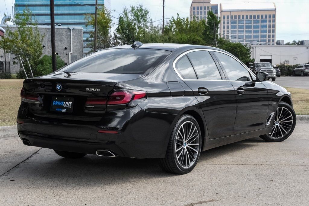 2023 Bmw 530e 5-Series photo 3