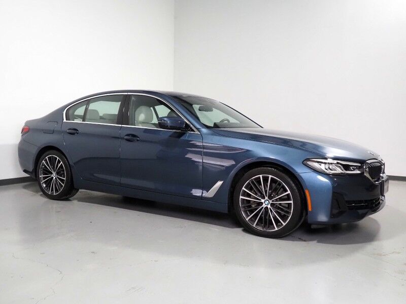 2023 BMW 5 Series 530i *HEADS-UP DISPLAY, NAVIGATION, LIVE COCKPIT PRO, SAFETY ALERTS, BACKUP-CAMERA, COLOR TOUCHSCREEN, MOONROOF, LEATHER, HEATED SEATS, REMOTE START, COMFORT ACCESS, 19 INCH WHEELS, HARMAN/KARDON, ANDROID & APPLE