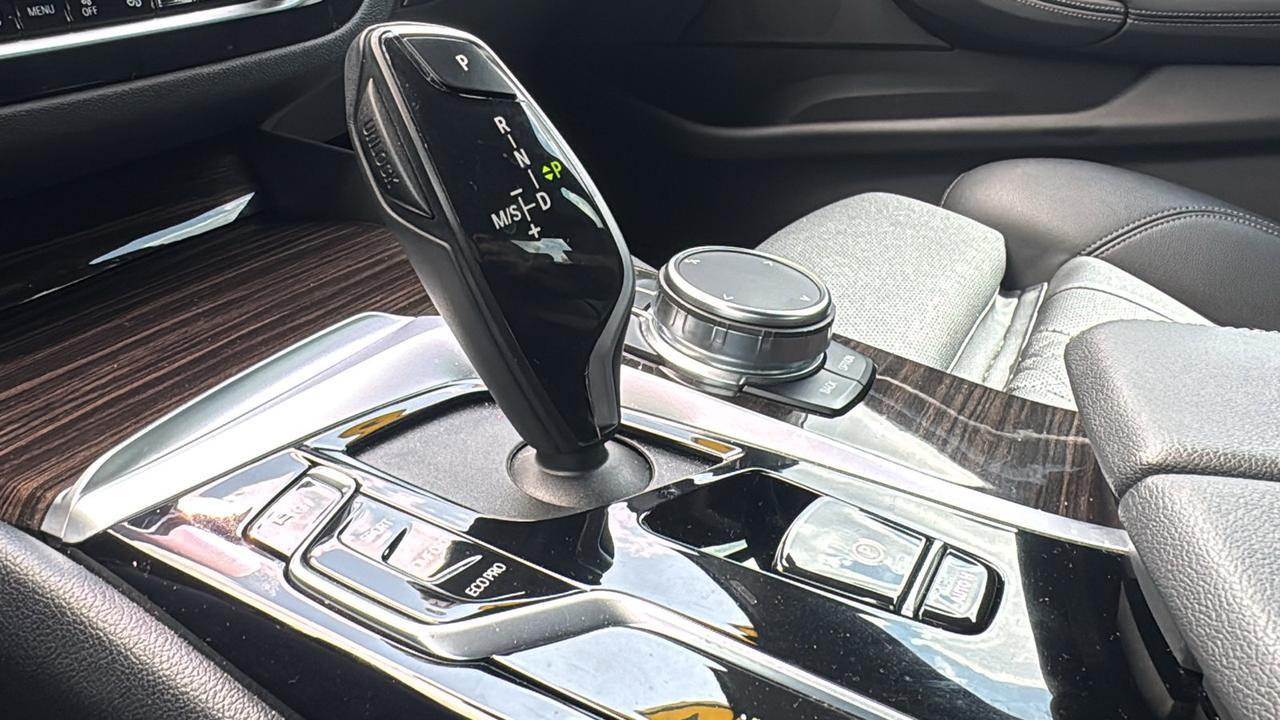 2023 BMW 5 Series 530i  Selma TX