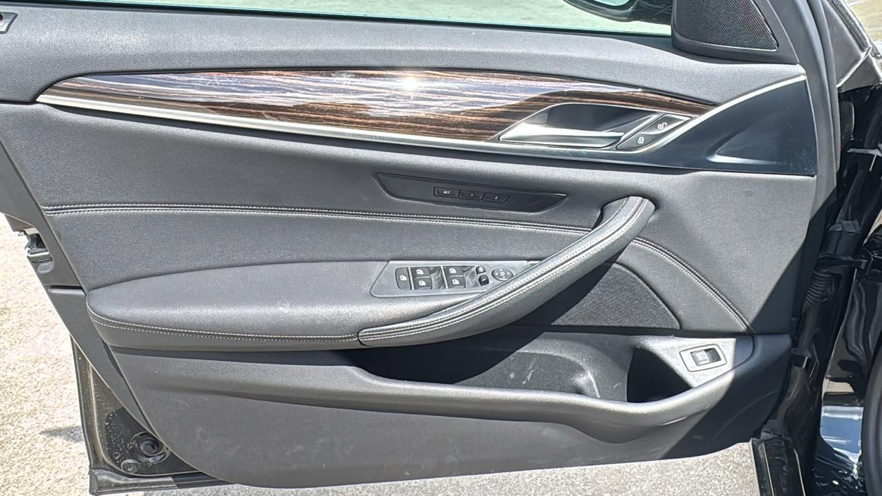 2023 BMW 5 Series 530i  Selma TX