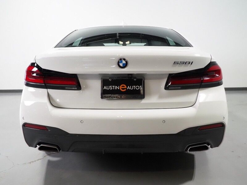 2023 BMW 5 Series 530i Sedan *M SPORT, NAVIGATION, LIVE COCKPIT PRO, SAFETY ALERTS, BACKUP-CAMERA, COLOR TOUCHSCREEN, MOONROOF, HEATED SEATS/STEERING, COMFORT ACCESS, 20 INCH WHEELS, FULL LED HEADLIGHTS, ANDROID & APPLE Round Rock TX