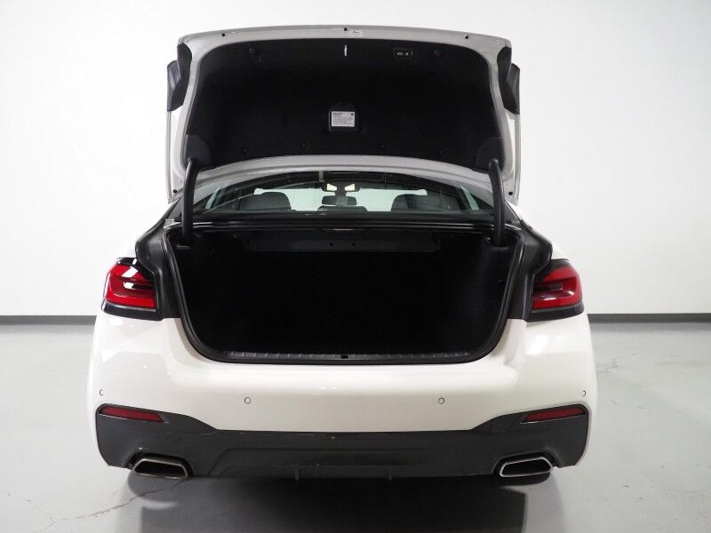 2023 BMW 5 Series 530i Sedan *M SPORT, NAVIGATION, LIVE COCKPIT PRO, SAFETY ALERTS, BACKUP-CAMERA, COLOR TOUCHSCREEN, MOONROOF, HEATED SEATS/STEERING, COMFORT ACCESS, 20 INCH WHEELS, FULL LED HEADLIGHTS, ANDROID & APPLE Round Rock TX