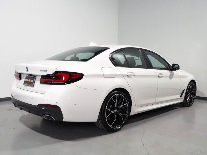 2023 BMW 5 Series 530i Sedan *M SPORT, NAVIGATION, LIVE COCKPIT PRO, SAFETY ALERTS, BACKUP-CAMERA, COLOR TOUCHSCREEN, MOONROOF, HEATED SEATS/STEERING, COMFORT ACCESS, 20 INCH WHEELS, FULL LED HEADLIGHTS, ANDROID & APPLE Round Rock TX