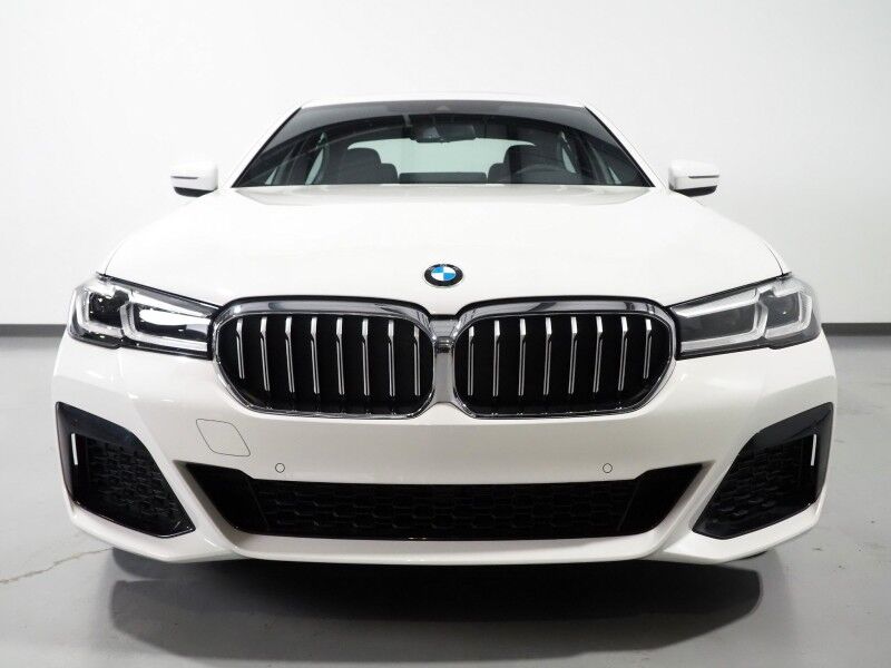 2023 BMW 5 Series 530i Sedan *M SPORT, NAVIGATION, LIVE COCKPIT PRO, SAFETY ALERTS, BACKUP-CAMERA, COLOR TOUCHSCREEN, MOONROOF, HEATED SEATS/STEERING, COMFORT ACCESS, 20 INCH WHEELS, FULL LED HEADLIGHTS, ANDROID & APPLE Round Rock TX