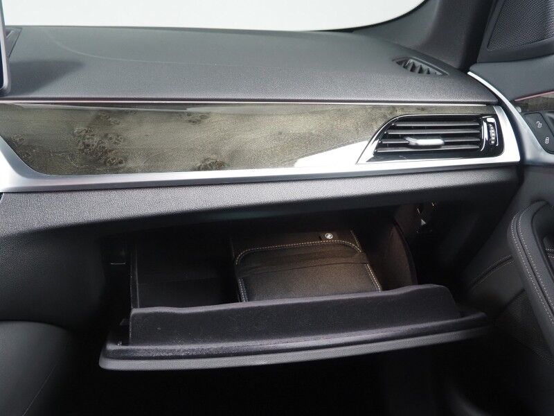 2023 BMW 5 Series 530i Sedan *M SPORT, NAVIGATION, LIVE COCKPIT PRO, SAFETY ALERTS, BACKUP-CAMERA, COLOR TOUCHSCREEN, MOONROOF, HEATED SEATS/STEERING, COMFORT ACCESS, 20 INCH WHEELS, FULL LED HEADLIGHTS, ANDROID & APPLE Round Rock TX