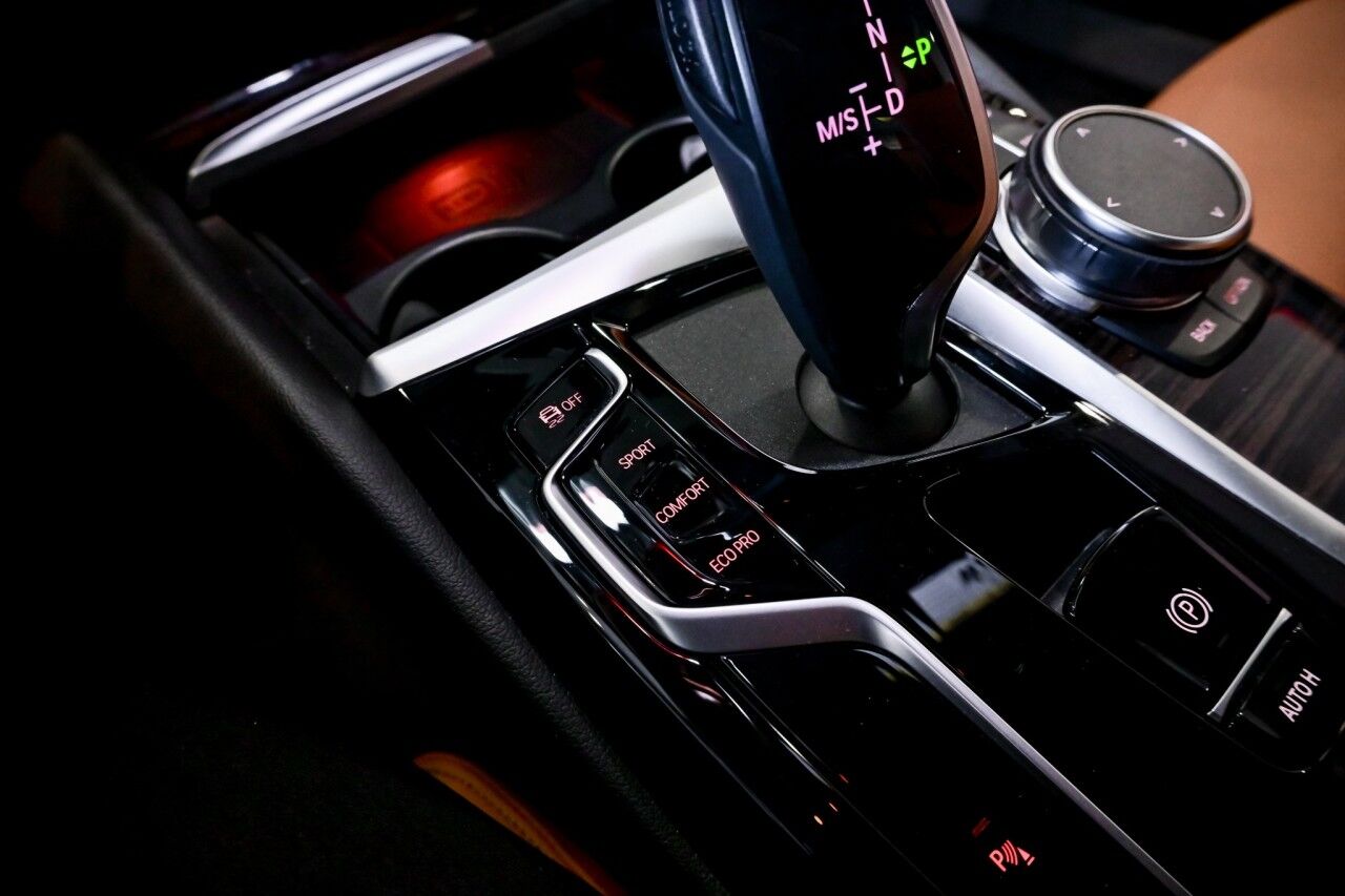 2023 BMW 5 Series 530i xDrive, Premium Pkg, Remote Start, Wireless Charging Springfield NJ