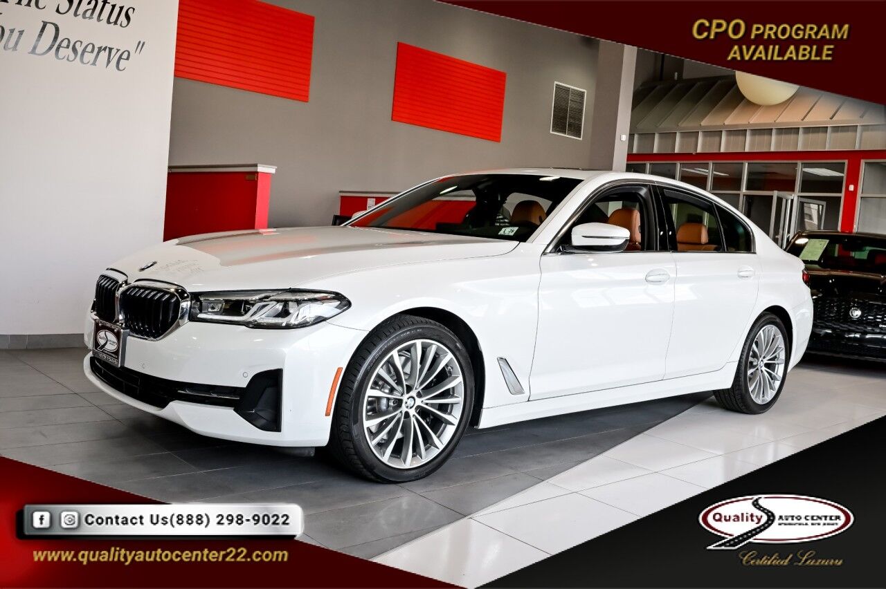 2023 BMW 5 Series 530i xDrive, Premium Pkg, Remote Start, Wireless Charging