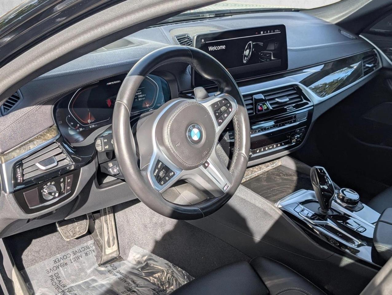 2023 BMW 5 Series M550i xDrive