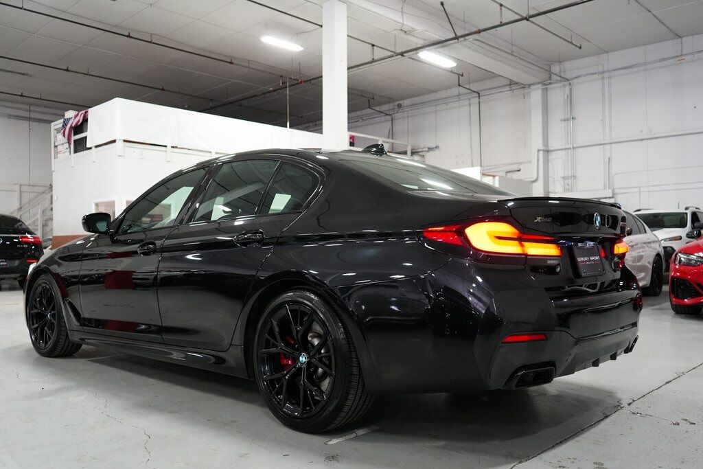 2023 BMW 5 Series M550i xDrive
