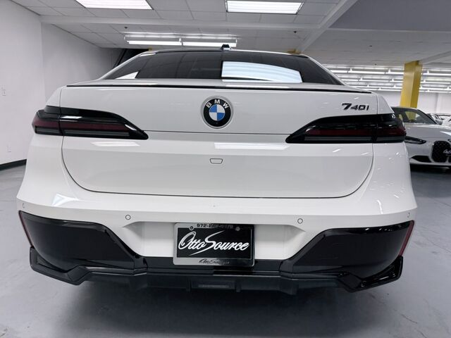 2023 Bmw 740i 7-series photo 4