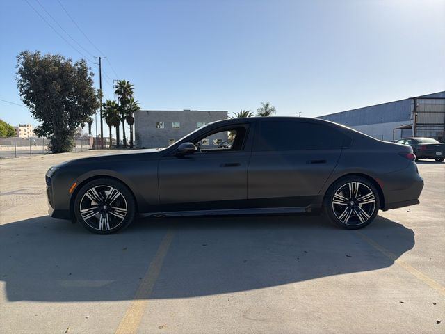 2023 BMW 7 Series 740i