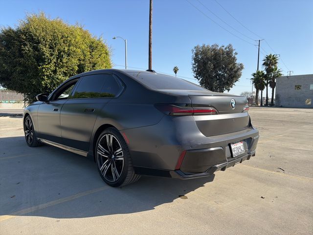 2023 BMW 7 Series 740i