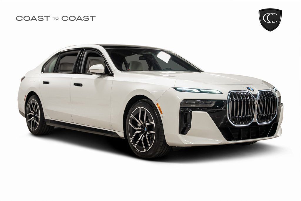 2023 BMW 7 Series 740i