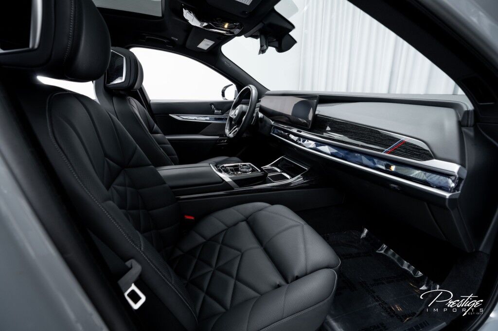 2023 BMW 7 Series 740i North Miami Beach FL