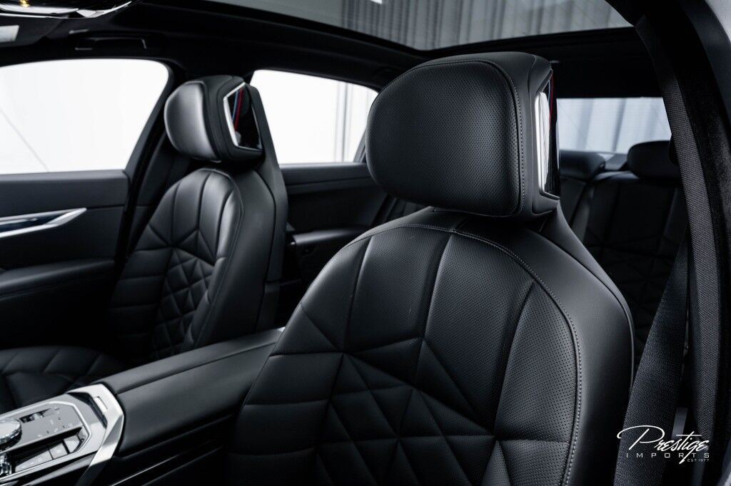 2023 BMW 7 Series 740i North Miami Beach FL