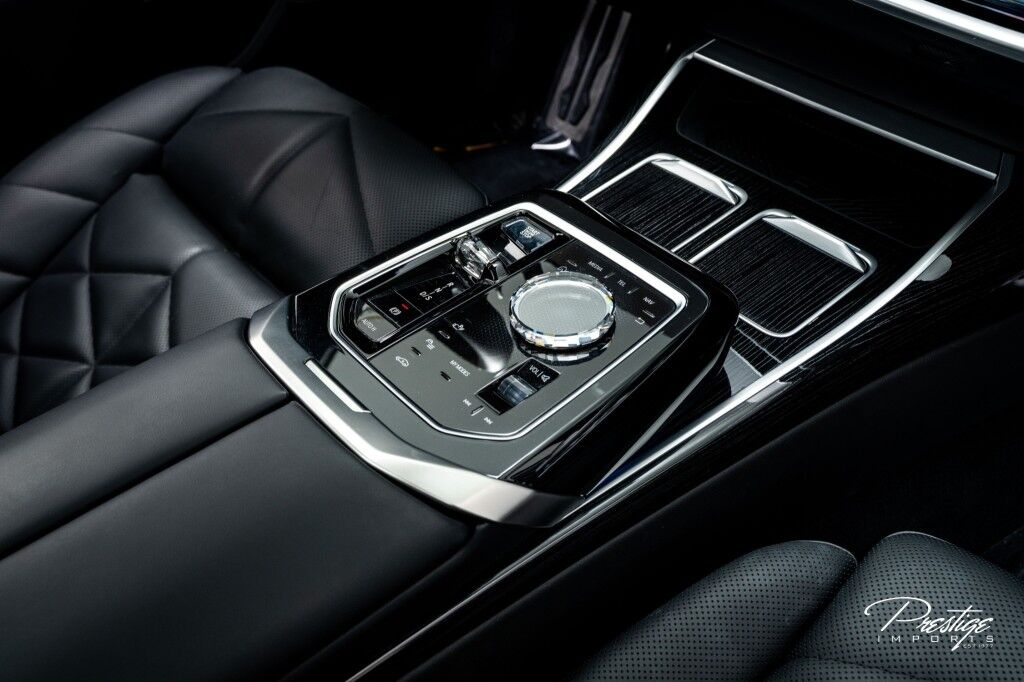 2023 BMW 7 Series 740i North Miami Beach FL