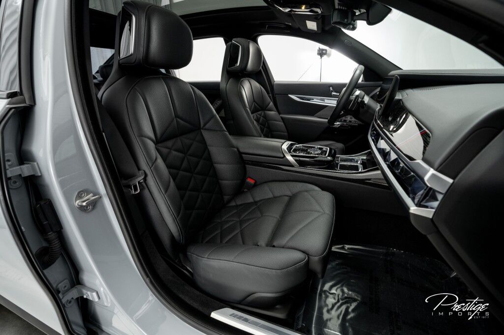 2023 BMW 7 Series 740i North Miami Beach FL