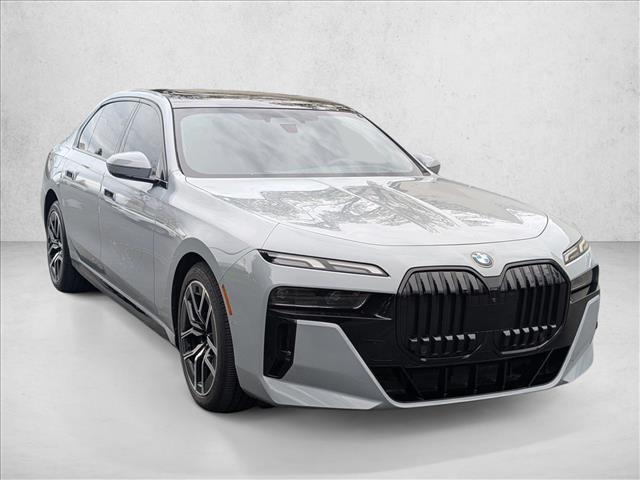 2023 BMW 7 Series 740i