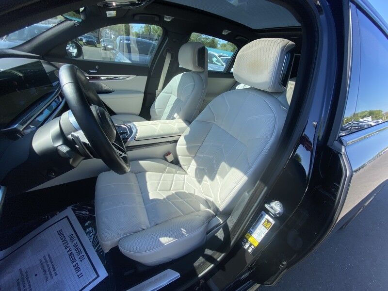 2023 BMW 7 Series 760i xDrive Springfield PA