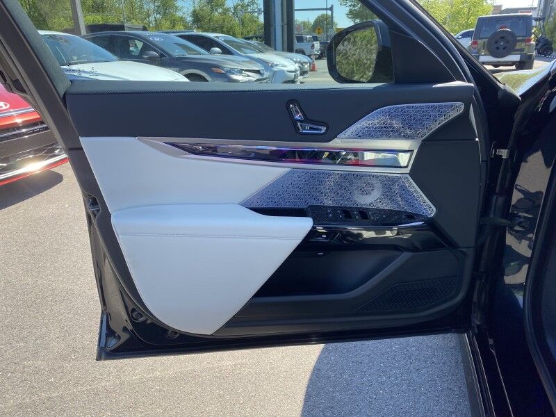 2023 BMW 7 Series 760i xDrive Springfield PA
