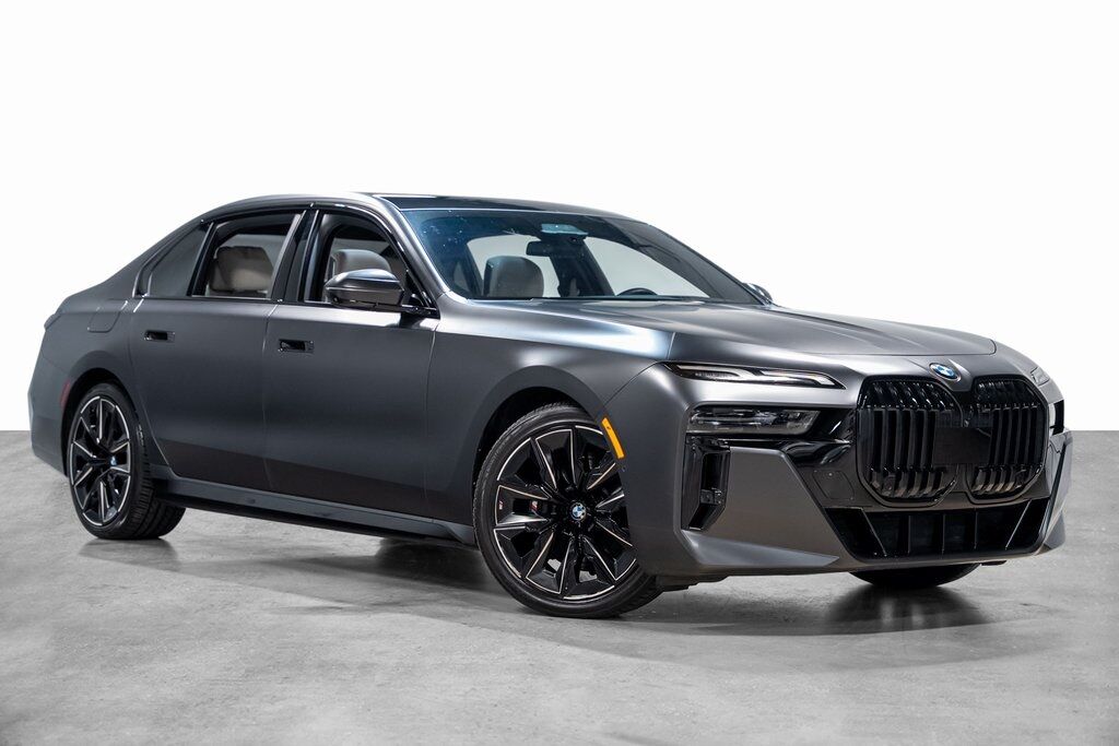 2023 Bmw 760i xDrive photo 2