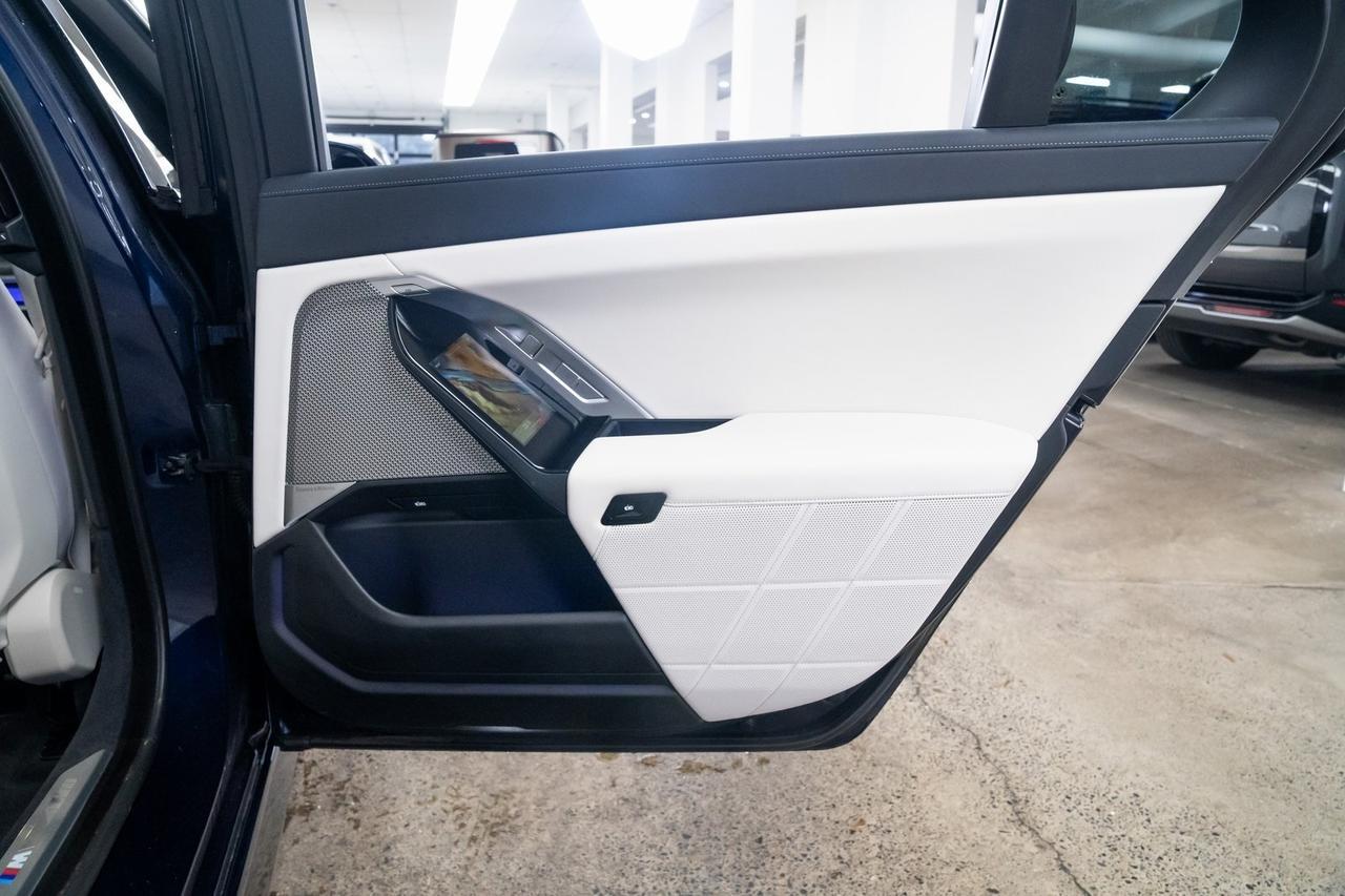 2023 BMW 7 Series 760i xDrive Luxury Rear Seating Package M Sport Package Portland OR