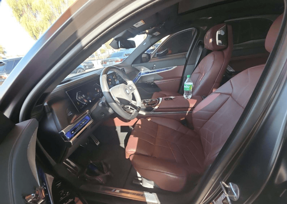 2023 BMW 7 Series 760i xDrive