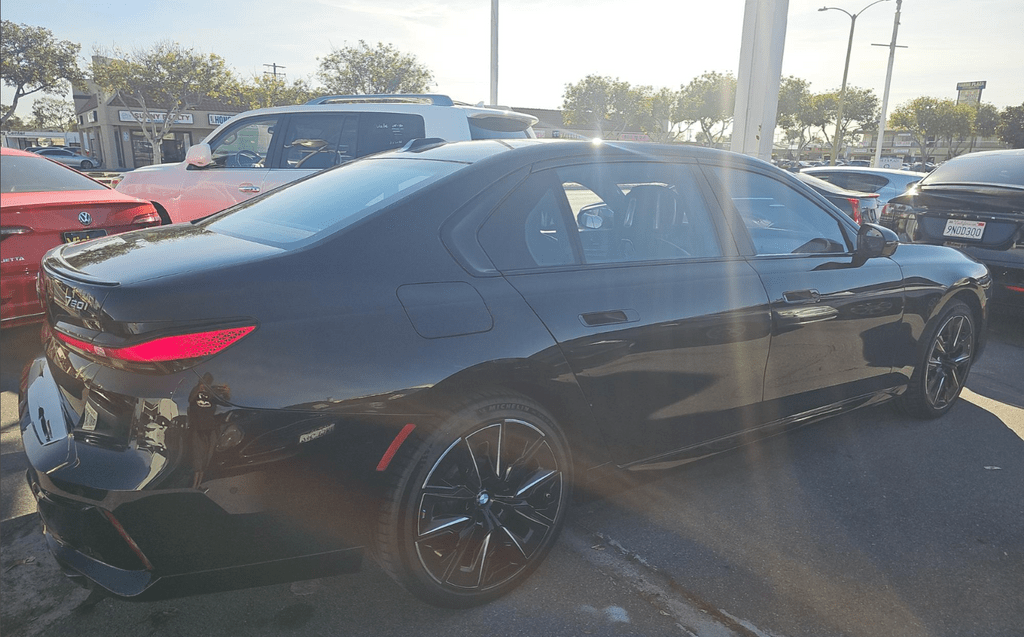 2023 BMW 7 Series 760i xDrive