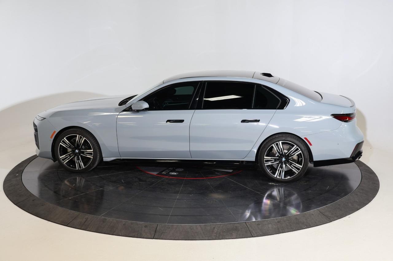 2023 BMW 7 Series 760i xDrive w/ M Sport Professional Franklin TN
