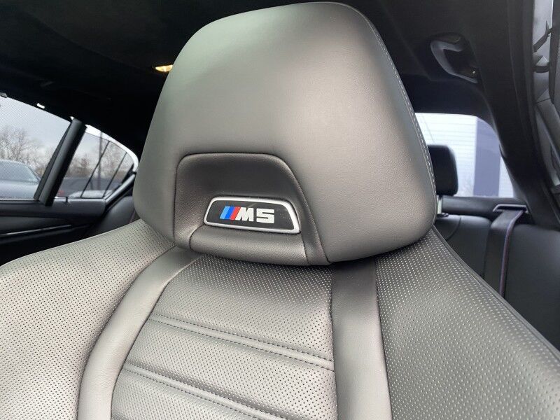 2023 BMW M5 Bristol  PA
