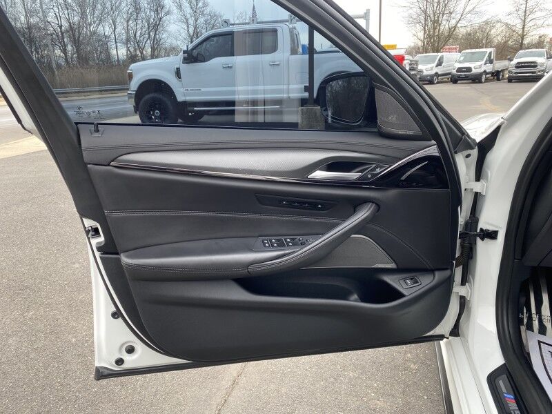 2023 BMW M5 Bristol  PA