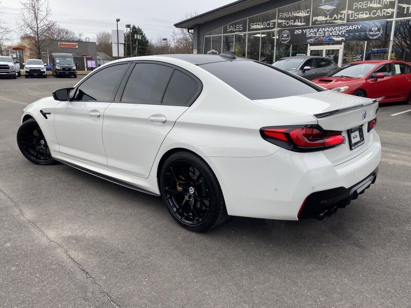 2023 BMW M5