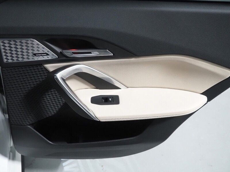 2023 BMW X1 xDrive28i AWD *M SPORT PKG, HEADS-UP DISPLAY, NAVIGATION, ADAPTIVE CRUISE, SAFETY ALERTS, 360 VIEW CAMERAS, PANORAMA MOONROOF, HEATED SEATS/STEERING, REMOTE START, HARMAN/KARDON, WIRELESS CHARGING Round Rock TX