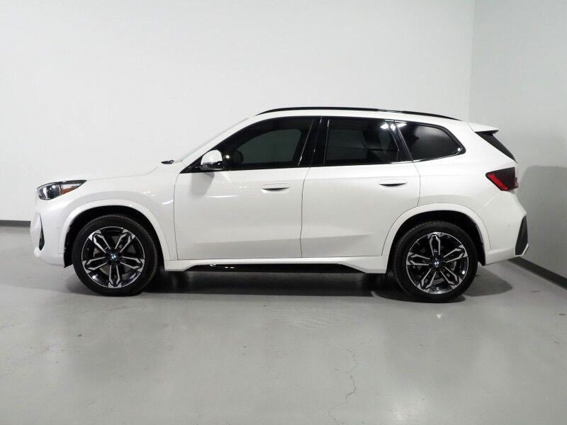 2023 BMW X1 xDrive28i AWD *M SPORT PKG, HEADS-UP DISPLAY, NAVIGATION, ADAPTIVE CRUISE, SAFETY ALERTS, 360 VIEW CAMERAS, PANORAMA MOONROOF, HEATED SEATS/STEERING, REMOTE START, HARMAN/KARDON, WIRELESS CHARGING Round Rock TX