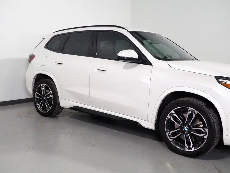 2023 BMW X1 xDrive28i AWD *M SPORT PKG, HEADS-UP DISPLAY, NAVIGATION, ADAPTIVE CRUISE, SAFETY ALERTS, 360 VIEW CAMERAS, PANORAMA MOONROOF, HEATED SEATS/STEERING, REMOTE START, HARMAN/KARDON, WIRELESS CHARGING Round Rock TX