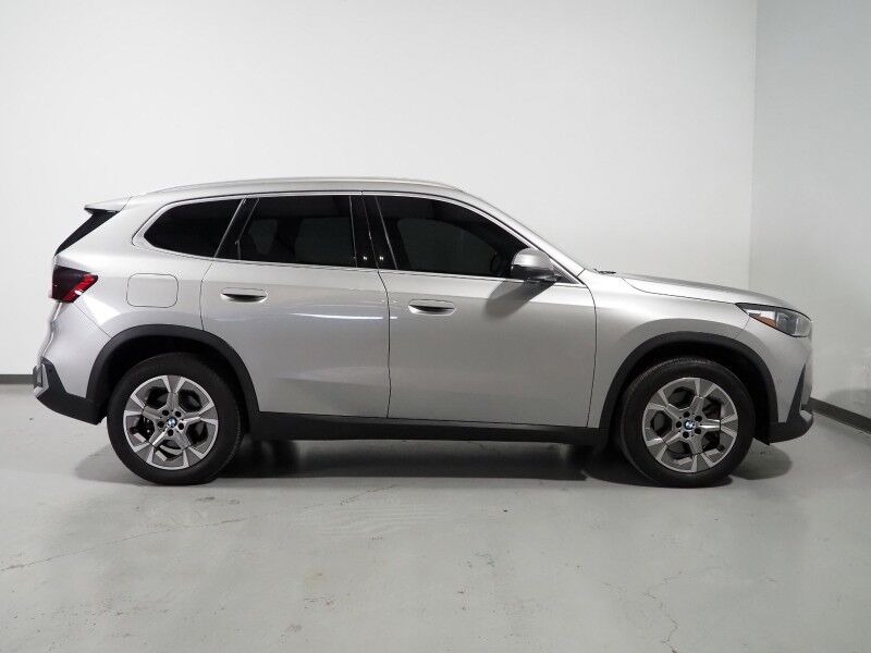 2023 BMW X1 xDrive28i AWD *NAVIGATION, SAFETY ALERTS, BACKUP-CAMERA, PANORAMA MOONROOF, COMFORT ACCESS, POWER LIFTGATE, WIRELESS CHARGING, ANDROID & APPLE Round Rock TX