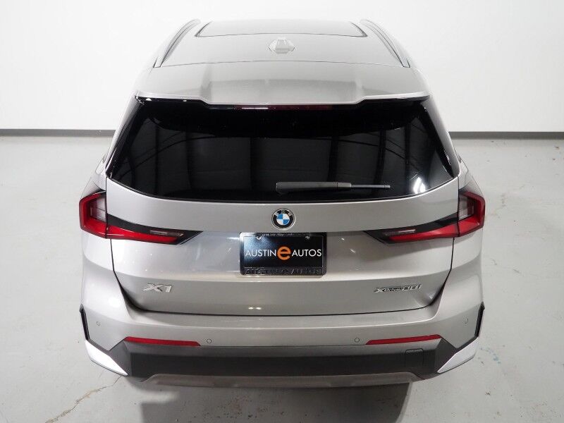 2023 BMW X1 xDrive28i AWD *NAVIGATION, SAFETY ALERTS, BACKUP-CAMERA, PANORAMA MOONROOF, COMFORT ACCESS, POWER LIFTGATE, WIRELESS CHARGING, ANDROID & APPLE Round Rock TX