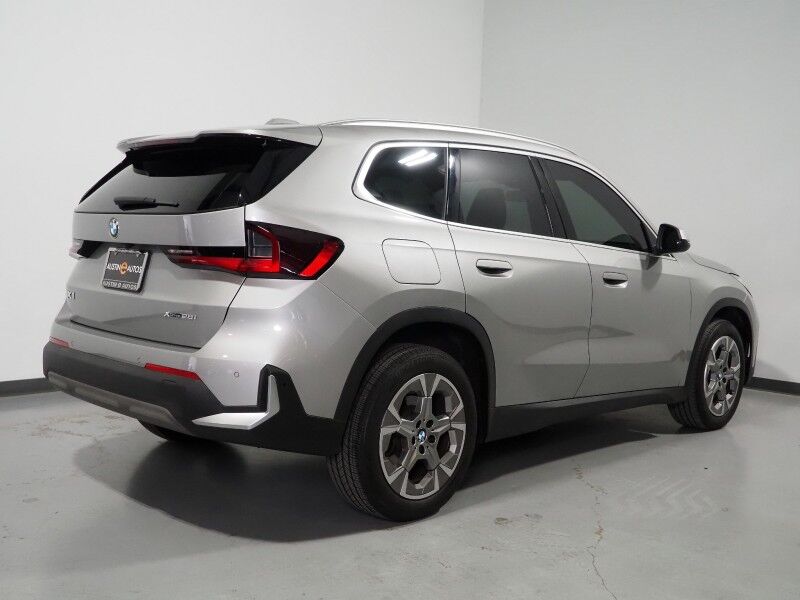 2023 BMW X1 xDrive28i AWD *NAVIGATION, SAFETY ALERTS, BACKUP-CAMERA, PANORAMA MOONROOF, COMFORT ACCESS, POWER LIFTGATE, WIRELESS CHARGING, ANDROID & APPLE Round Rock TX