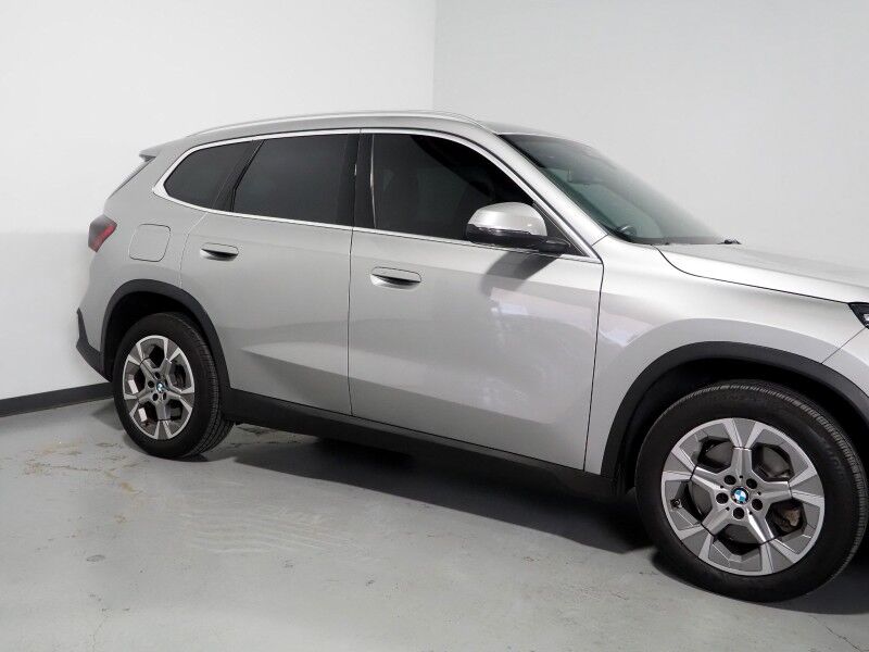 2023 BMW X1 xDrive28i AWD *NAVIGATION, SAFETY ALERTS, BACKUP-CAMERA, PANORAMA MOONROOF, COMFORT ACCESS, POWER LIFTGATE, WIRELESS CHARGING, ANDROID & APPLE Round Rock TX