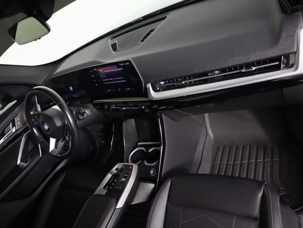 2023 BMW X1 xDrive28i w/Convenience/Panoramic Sunroof Maumee OH