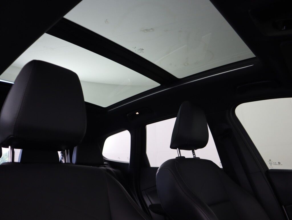 2023 BMW X1 xDrive28i w/Convenience/Panoramic Sunroof Maumee OH