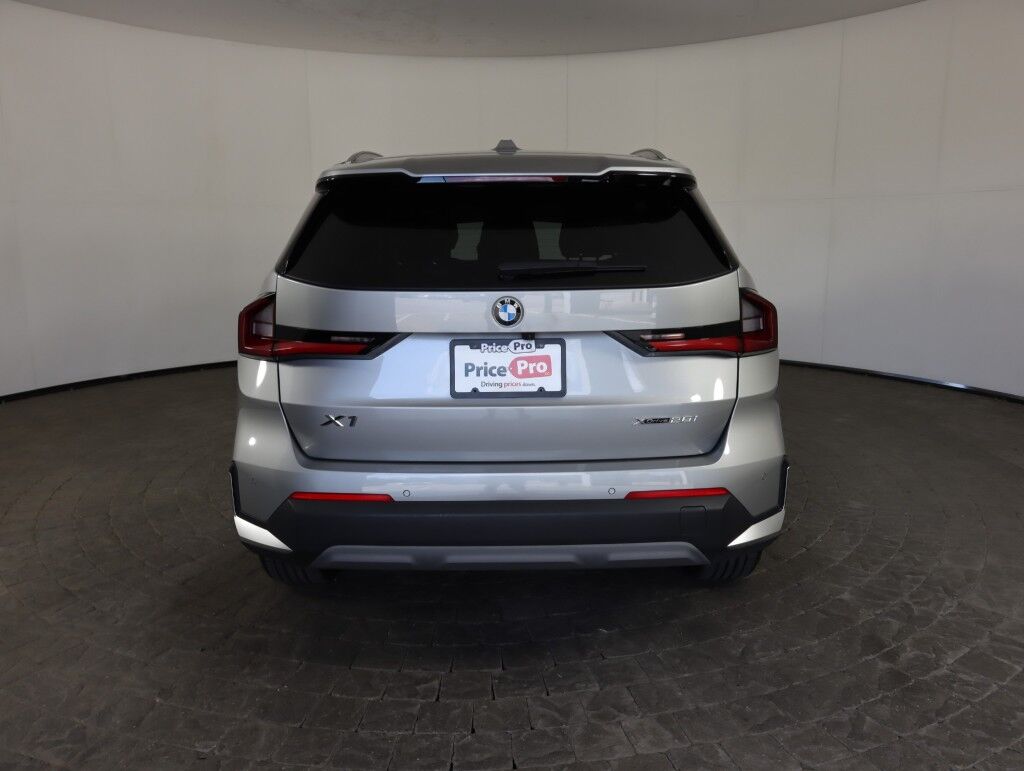 2023 BMW X1 xDrive28i w/Convenience/Panoramic Sunroof Maumee OH
