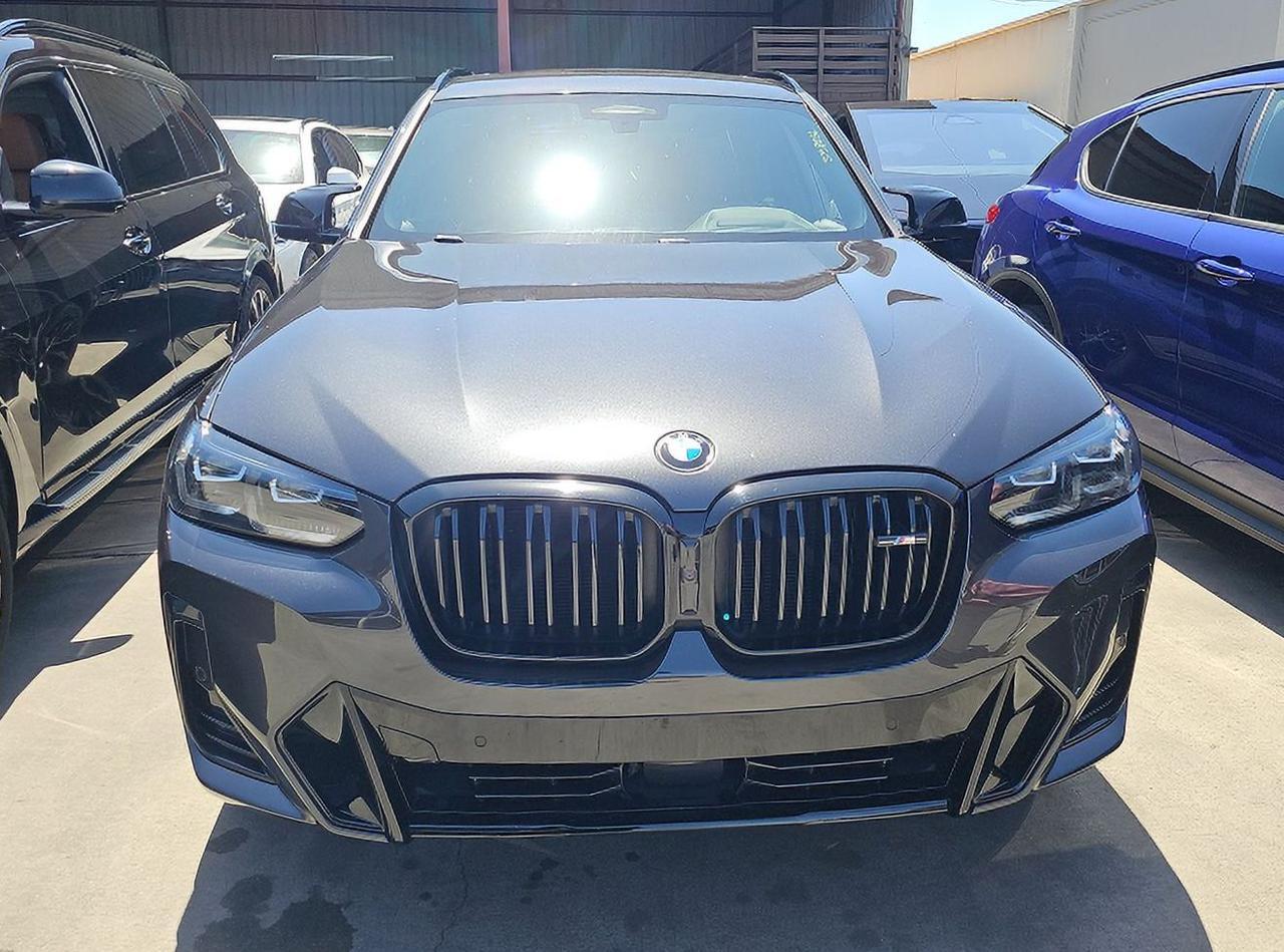 2023 BMW X3 M40i