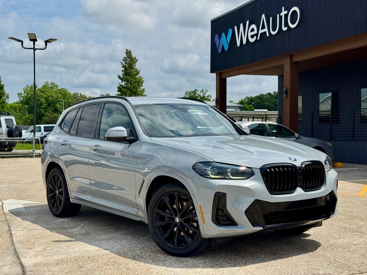 2023 BMW X3 sDrive30i's photo