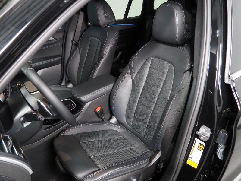 2023 BMW X3 sDrive30i *HEADS-UP DISPLAY, NAVIGATION, LIVE COCKPIT PRO, SAFETY ALERTS, 360 VIEW CAMERAS, COLOR TOUCHSCREEN, PANORAMA MOONROOF, LEATHER, HEATED SEATS/STEERING, COMFORT ACCESS, REMOTE START, ANDROID & APPLE Round Rock TX
