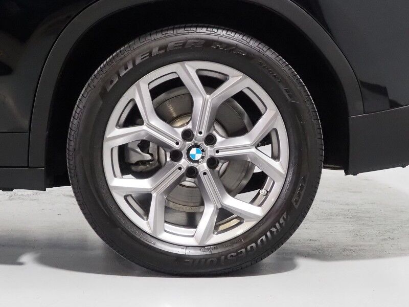 2023 BMW X3 sDrive30i *HEADS-UP DISPLAY, NAVIGATION, LIVE COCKPIT PRO, SAFETY ALERTS, 360 VIEW CAMERAS, COLOR TOUCHSCREEN, PANORAMA MOONROOF, LEATHER, HEATED SEATS/STEERING, COMFORT ACCESS, REMOTE START, ANDROID & APPLE Round Rock TX