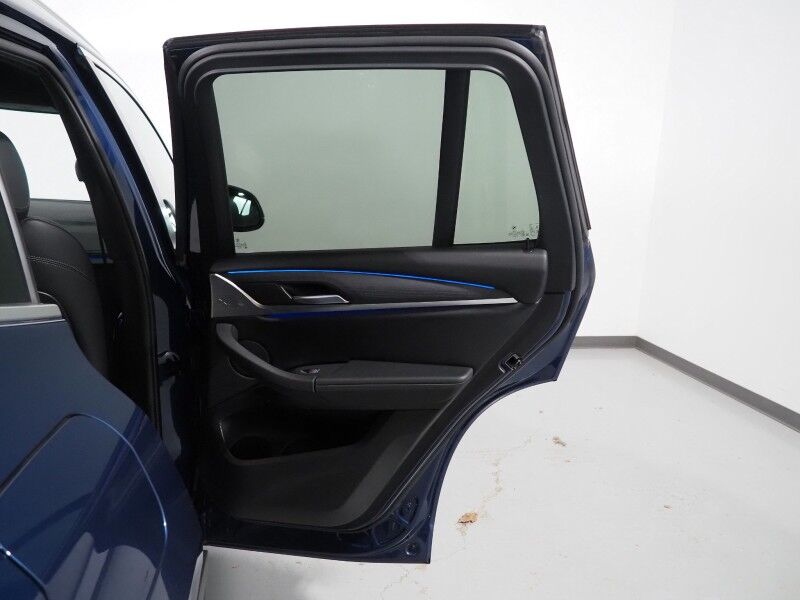 2023 BMW X3 sDrive30i *NAVIGATION, LIVE COCKPIT PRO, SAFETY ALERTS, 360 VIEW CAMERAS, COLOR TOUCHSCREEN, PANORAMA MOONROOF, HEATED SEATS/STEERING, COMFORT ACCESS, WIRELESS CHARGING, ANDROID & APPLE Round Rock TX