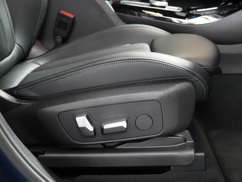 2023 BMW X3 sDrive30i *NAVIGATION, LIVE COCKPIT PRO, SAFETY ALERTS, 360 VIEW CAMERAS, COLOR TOUCHSCREEN, PANORAMA MOONROOF, HEATED SEATS/STEERING, COMFORT ACCESS, WIRELESS CHARGING, ANDROID & APPLE Round Rock TX